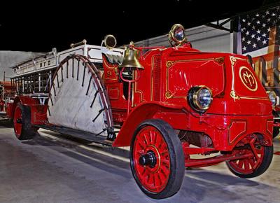 Mack Model AC / Holloway City Service Ladder Truck. Ex – Baltimore, MD.