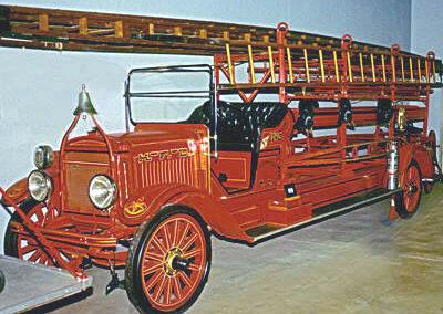 City service ladder truck. Ex – Hartford, WI.