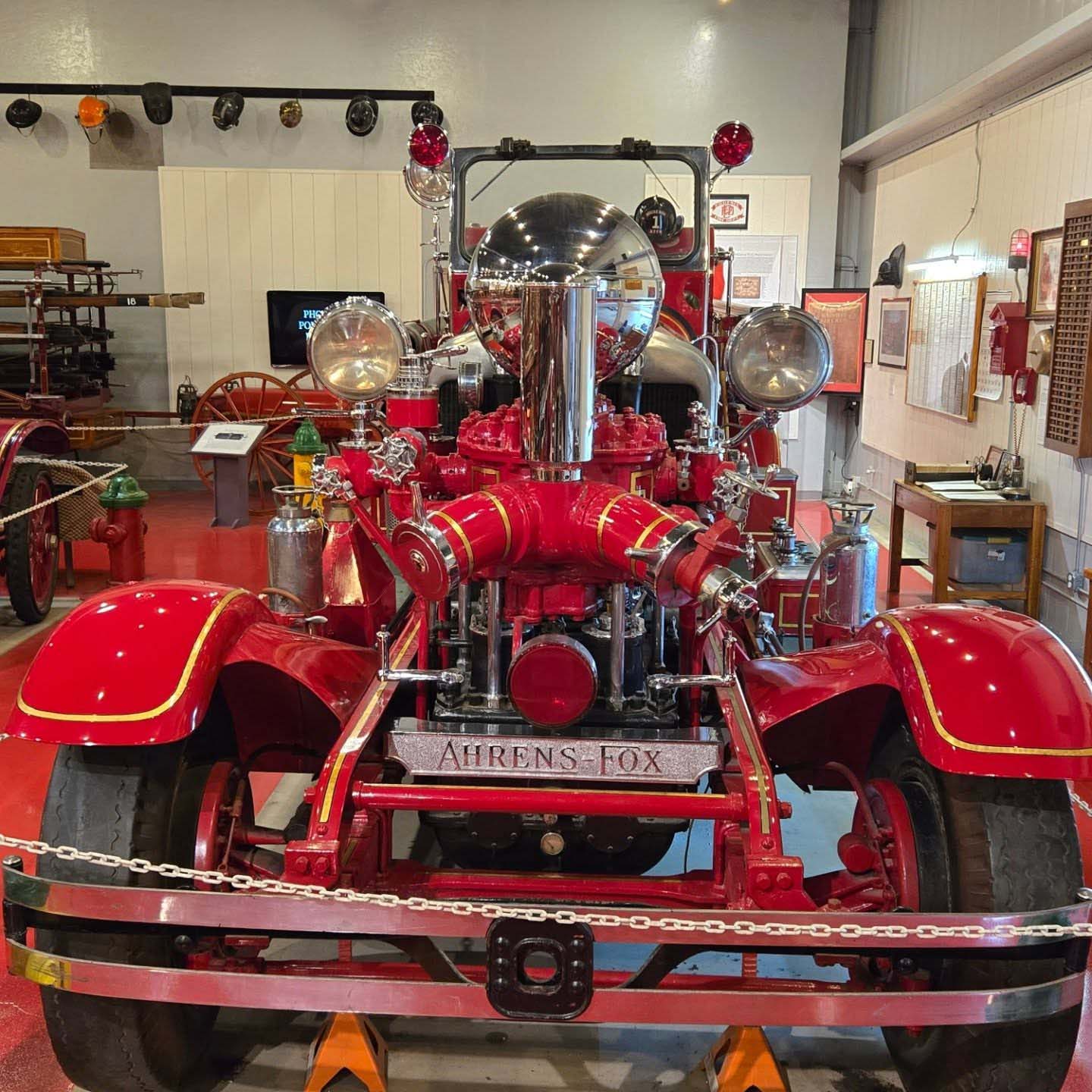 1931 Ahrens-Fox Type N Pumper 1931 Ahrens-Fox Type N Pumper